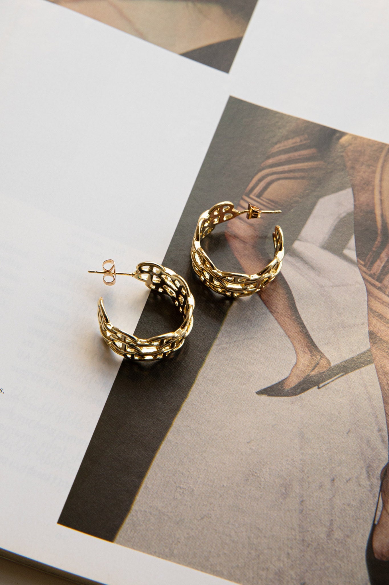 Georgiana Open Chain Hoop Earrings Gold