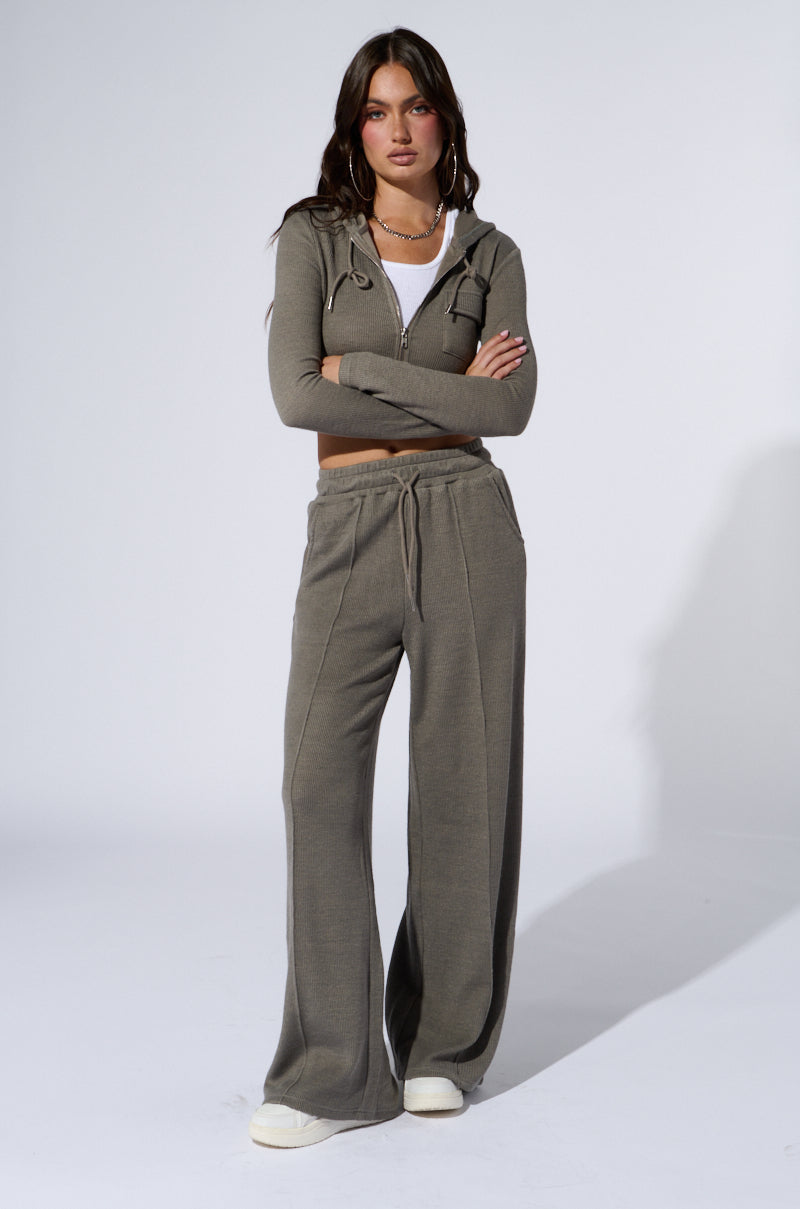 EYES ON ME RIB KNIT ZIP UP IN GREY