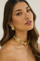 Serenova Spiral Shell Collar Necklace Gold
