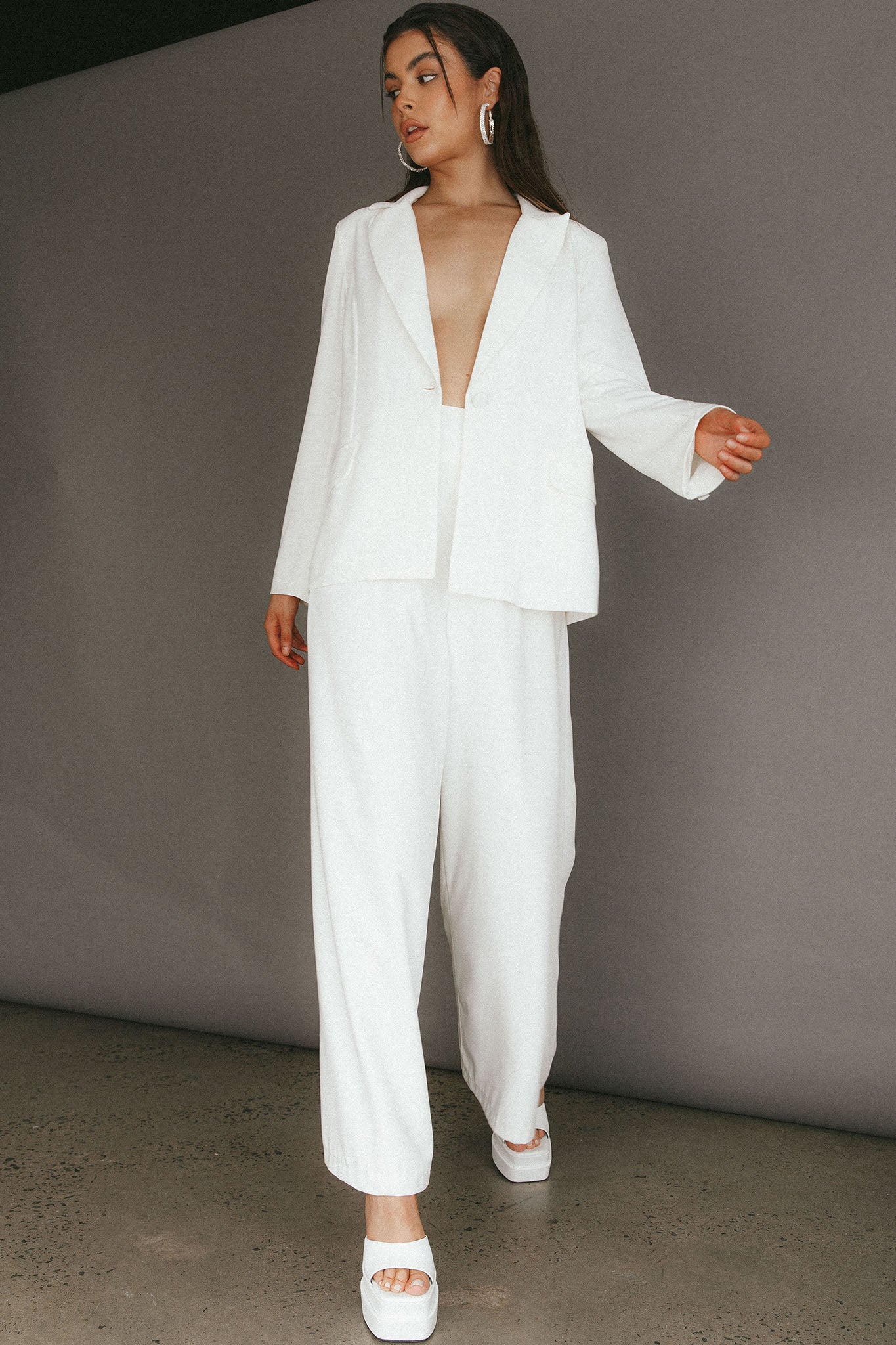 Vous Etes Belle Pleated Waist Pants White
