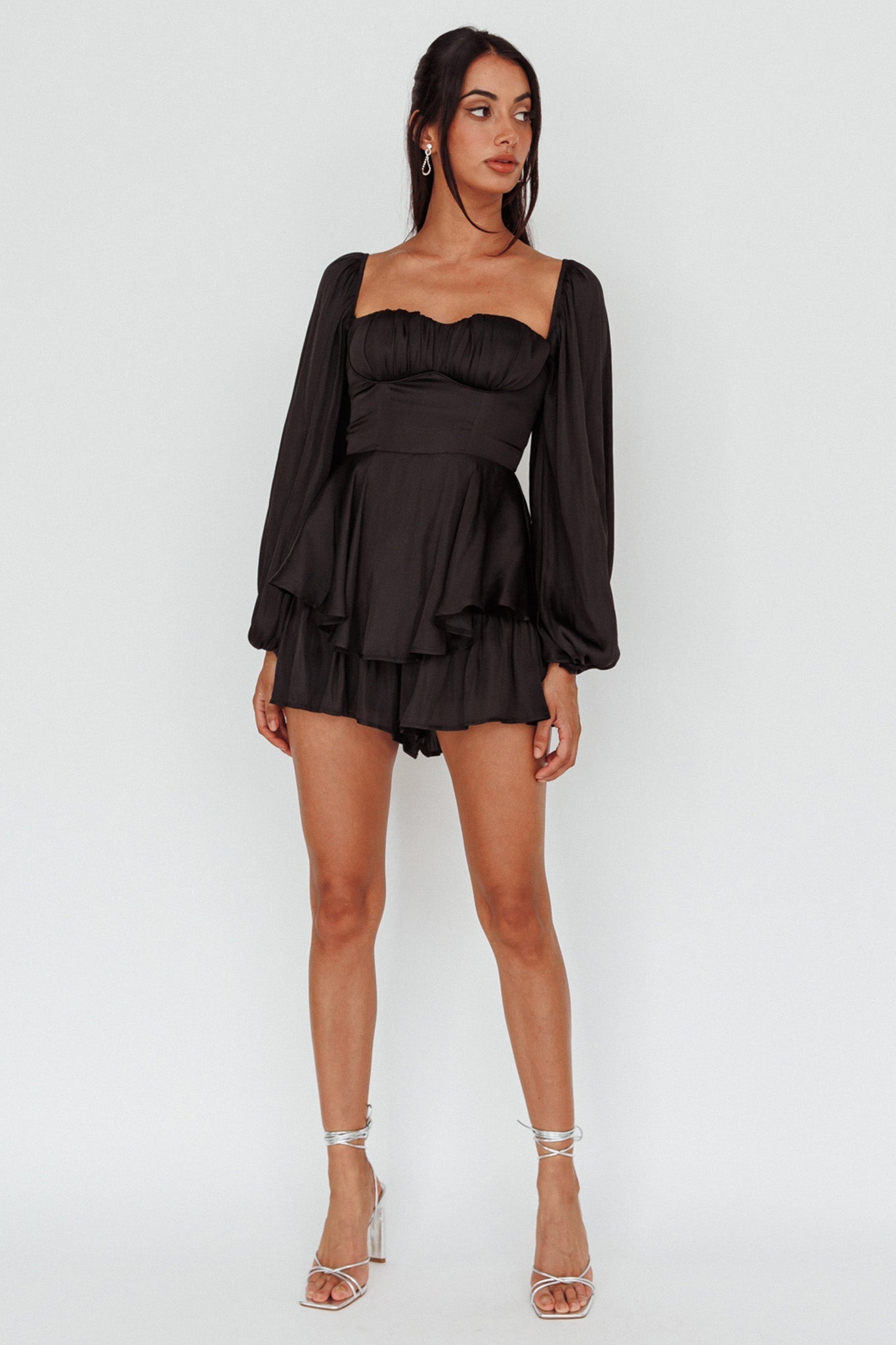 New Light Balloon Sleeve Romper Black