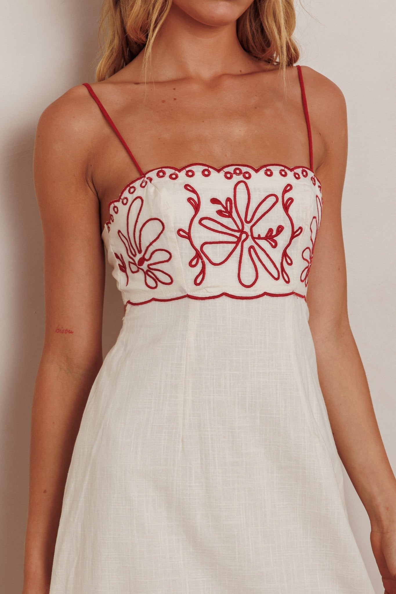 Mondo Scalloped Hem Maxi Dress Embroidered Red