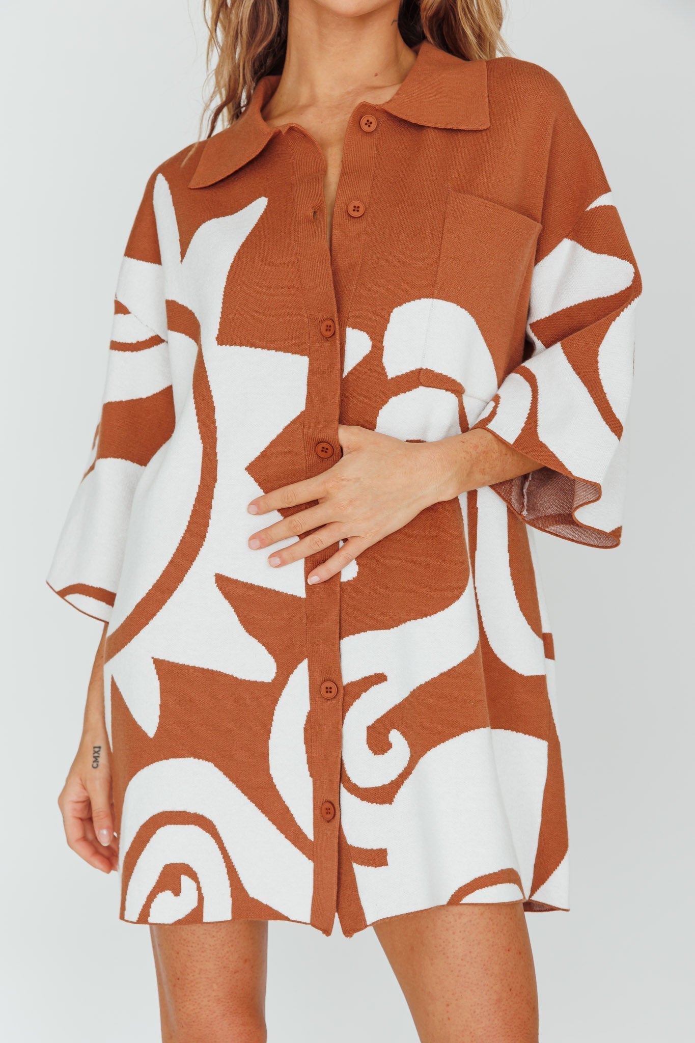 Nalani Button Up Knit Shirt Dress Chocolate/Beige