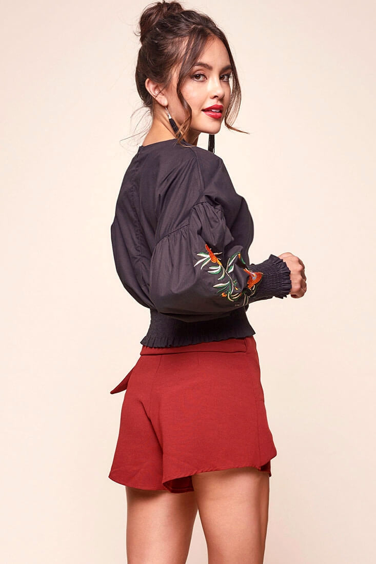 Halle Floral Puff Sleeved Cropped Top Black