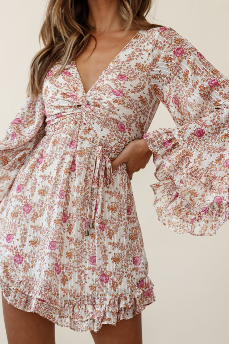 Perri Bell Sleeve Twist Knot Bust Dress Paisley Print Beige